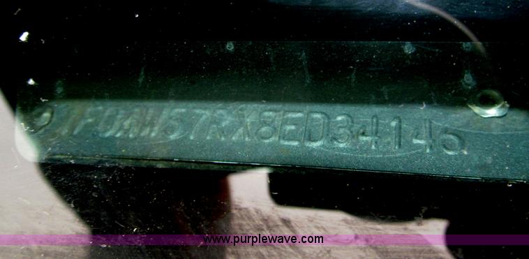 image for item F7313 2008 Ford F550 Super Duty XLT Crew Cab cab and chassis