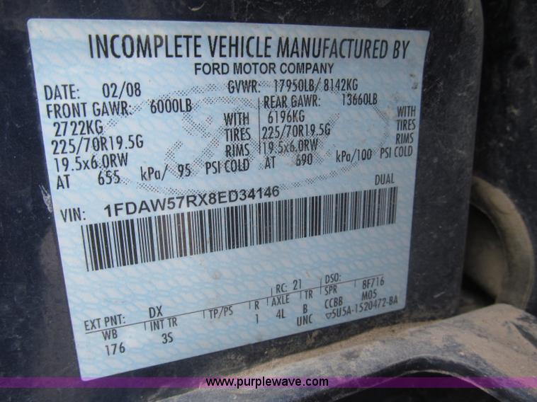 image for item F7313 2008 Ford F550 Super Duty XLT Crew Cab cab and chassis