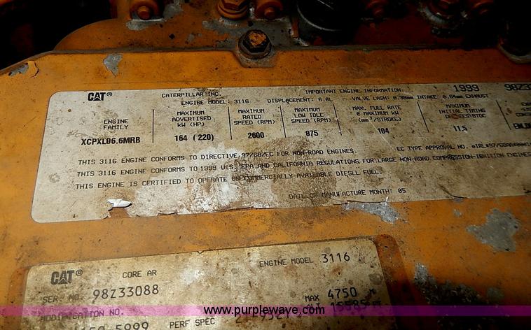 image for item H1342 2000 Caterpillar AP-1055B paver