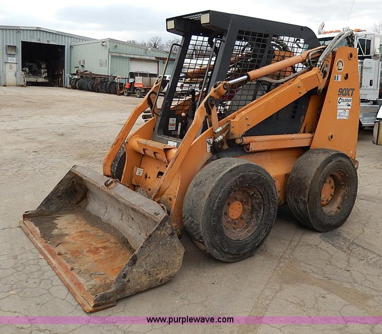 image for item H1344 2004 Case 90XT skid steer