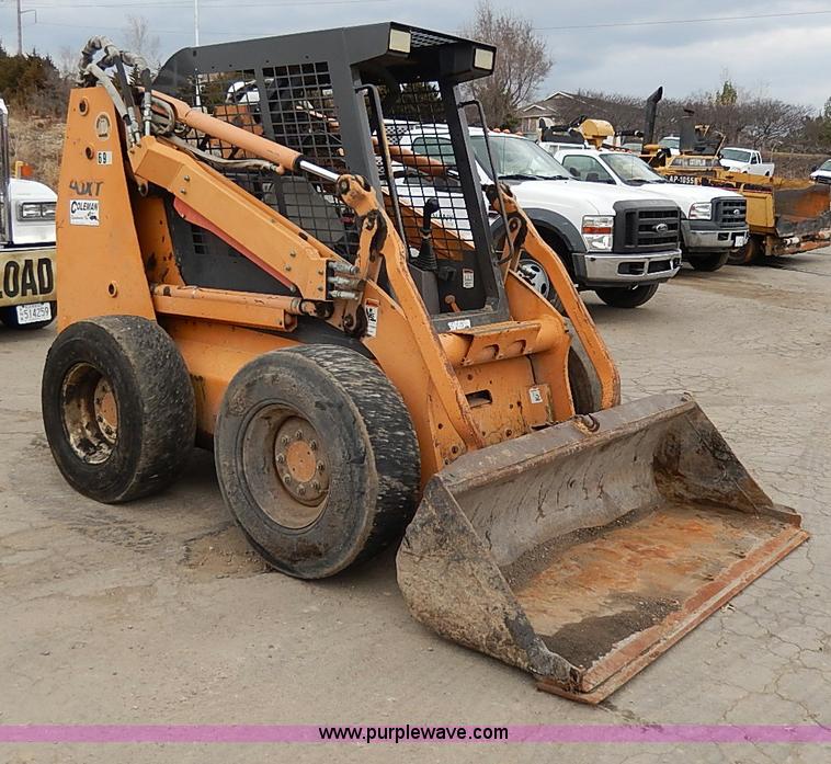 image for item H1344 2004 Case 90XT skid steer