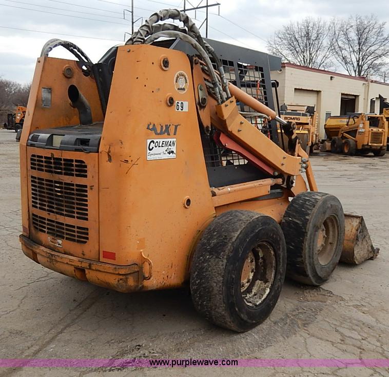 image for item H1344 2004 Case 90XT skid steer