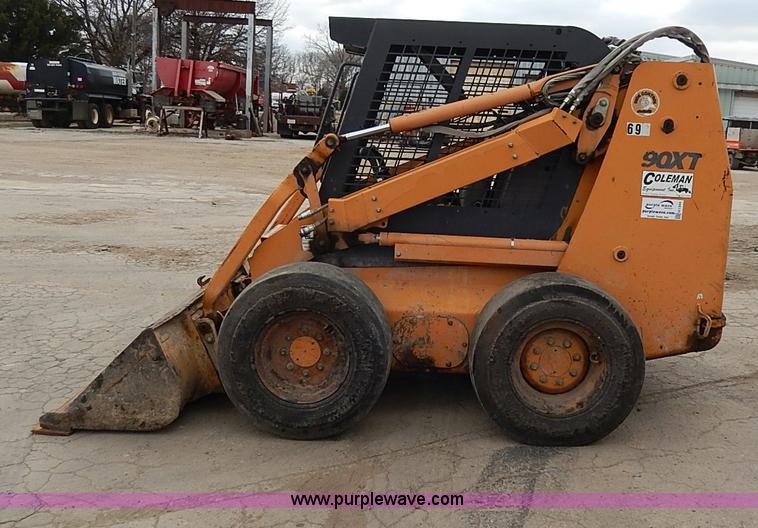 image for item H1344 2004 Case 90XT skid steer