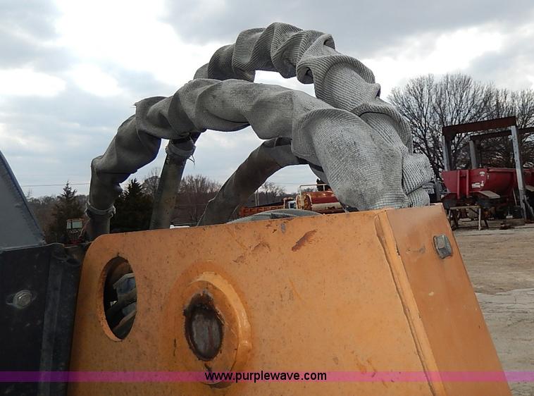 image for item H1344 2004 Case 90XT skid steer