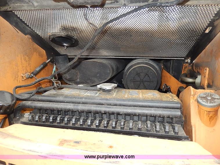 image for item H1344 2004 Case 90XT skid steer