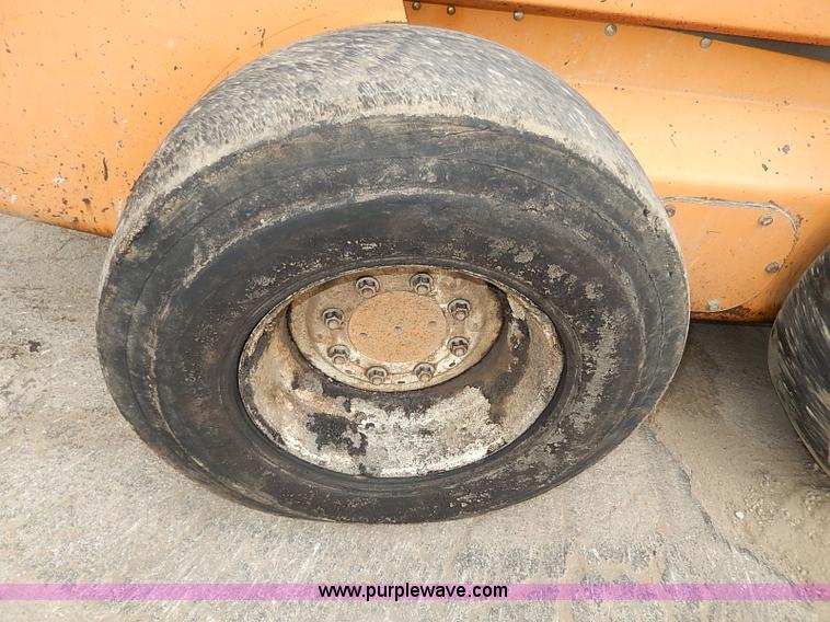 image for item H1344 2004 Case 90XT skid steer
