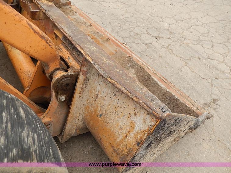 image for item H1344 2004 Case 90XT skid steer