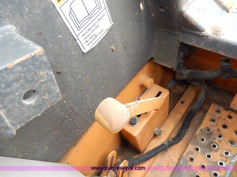 image for item H1344 2004 Case 90XT skid steer