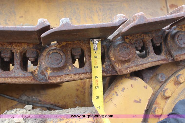 image for item H6235 1986 Caterpillar 943 track loader