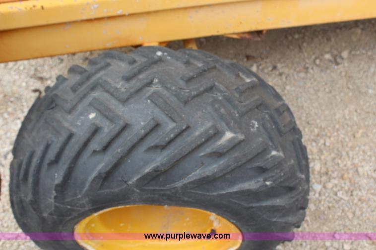 image for item H6240 Simon RT3715 scissor lift