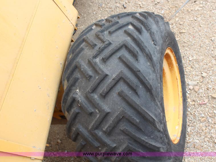 image for item H6240 Simon RT3715 scissor lift