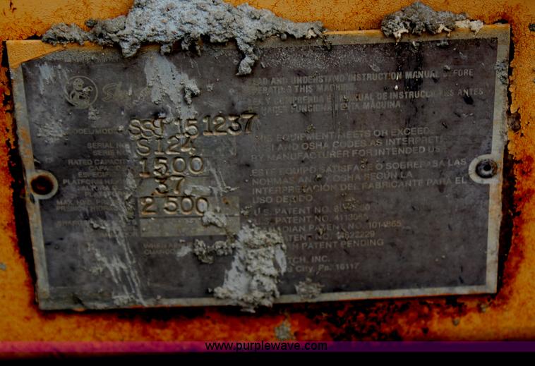 image for item H6240 Simon RT3715 scissor lift