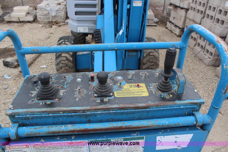 image for item H6241 1995 Genie Z45/22 boom lift