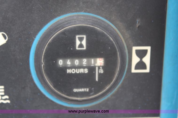 image for item H6241 1995 Genie Z45/22 boom lift