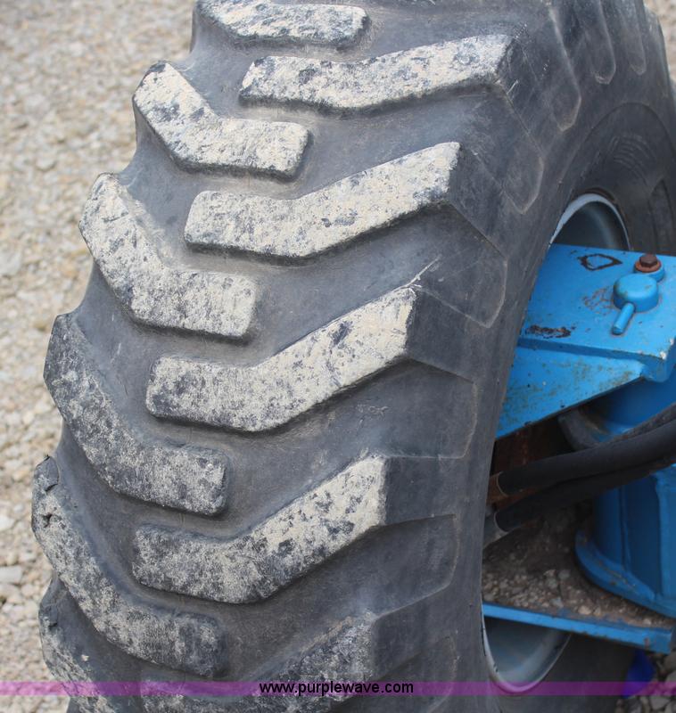 image for item H6241 1995 Genie Z45/22 boom lift