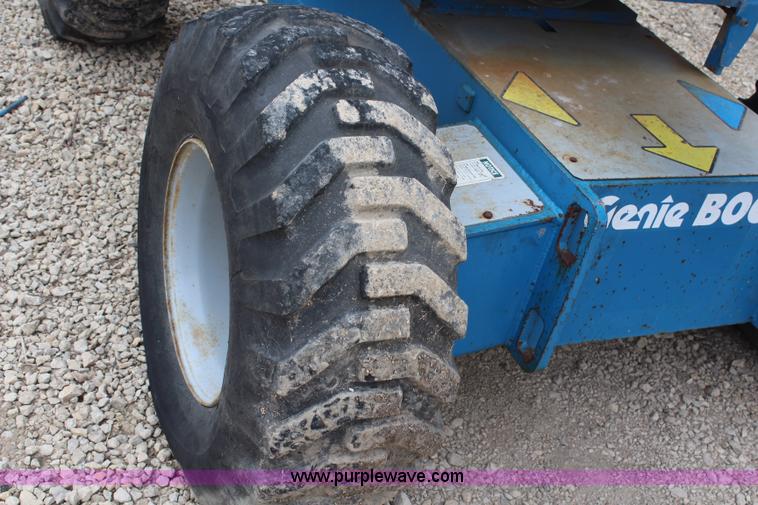 image for item H6241 1995 Genie Z45/22 boom lift