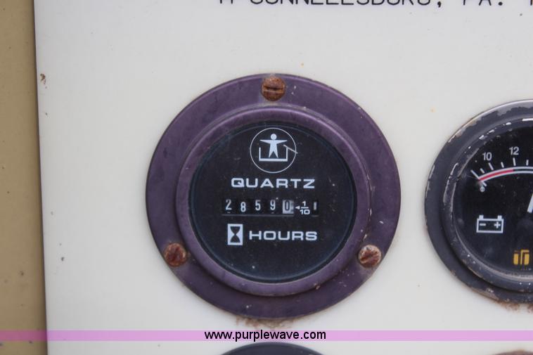 image for item H6242 1996 JLG 60HA boom lift