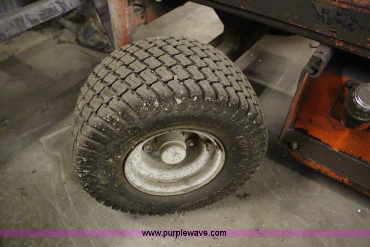 image for item H6243 Wildcat SPL2154 electric scissor lift