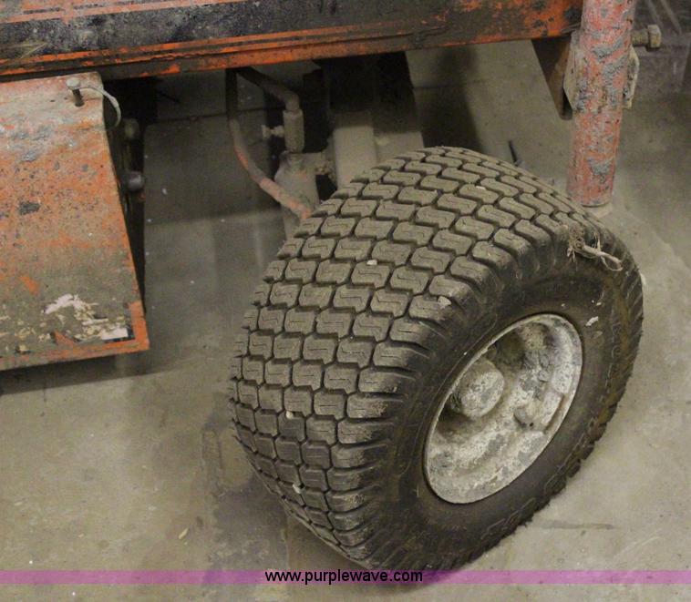 image for item H6243 Wildcat SPL2154 electric scissor lift