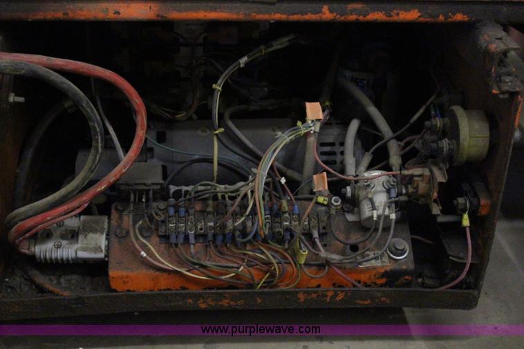 image for item H6243 Wildcat SPL2154 electric scissor lift