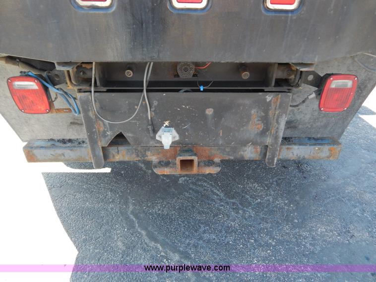 image for item I1085 2002 Ford F550 dump bed truck