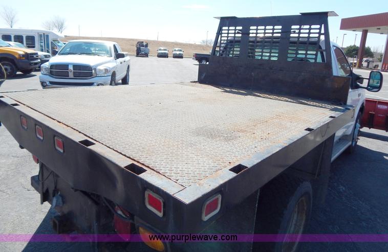 image for item I1085 2002 Ford F550 dump bed truck