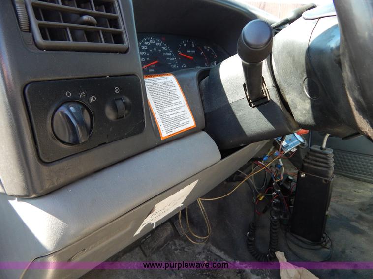 image for item I1085 2002 Ford F550 dump bed truck