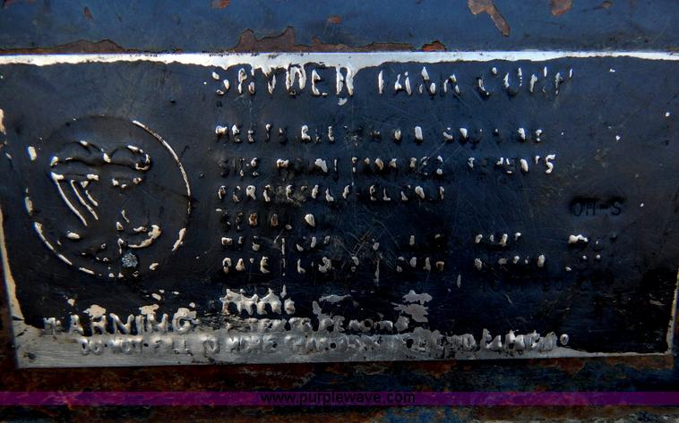 image for item I1086 1996 International 4900 pothole patcher truck