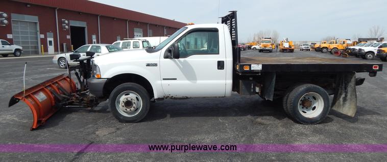 image for item I1087 2002 Ford F550 dump truck