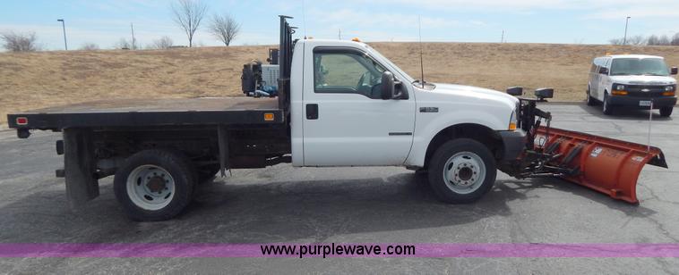 image for item I1087 2002 Ford F550 dump truck