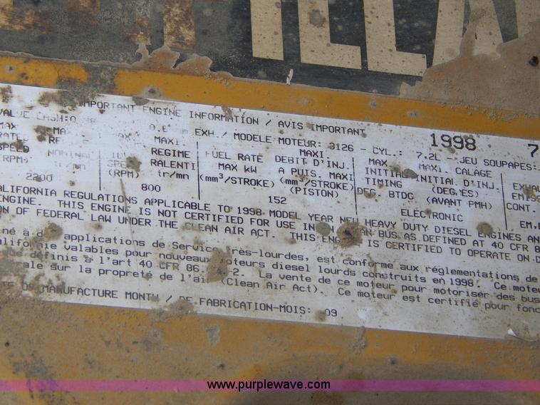 image for item I1088 1999 Chevrolet C8500 oil distributor truck