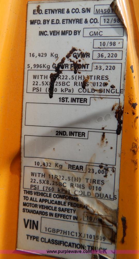 image for item I1088 1999 Chevrolet C8500 oil distributor truck