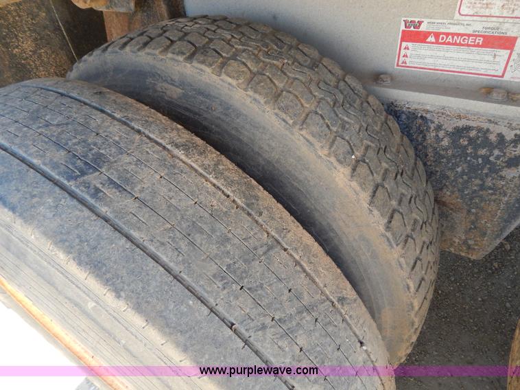 image for item I1102 2004 Benson/Mac A4090A50 aluminum dump trailer