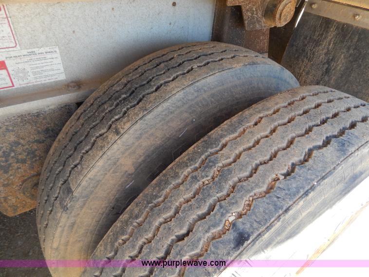 image for item I1102 2004 Benson/Mac A4090A50 aluminum dump trailer