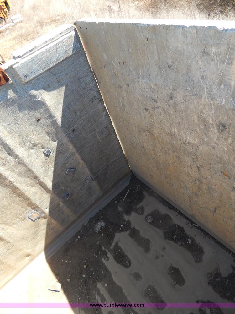 image for item I1102 2004 Benson/Mac A4090A50 aluminum dump trailer