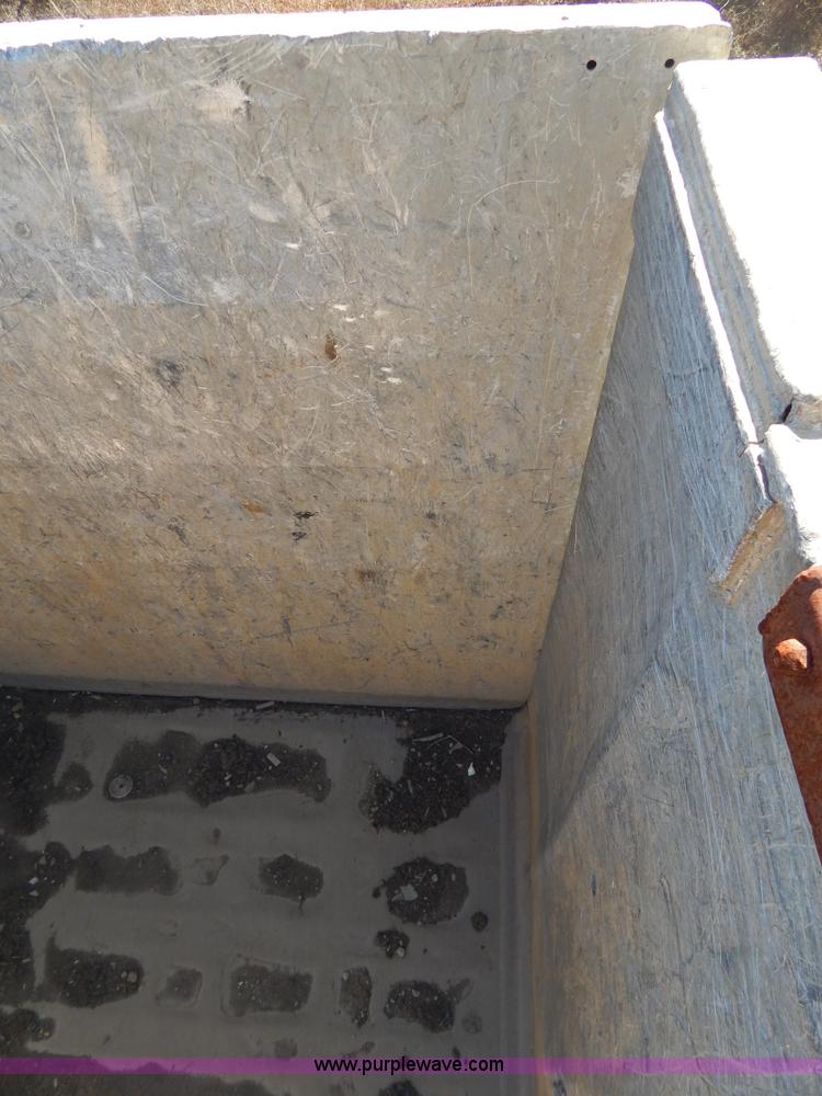 image for item I1102 2004 Benson/Mac A4090A50 aluminum dump trailer