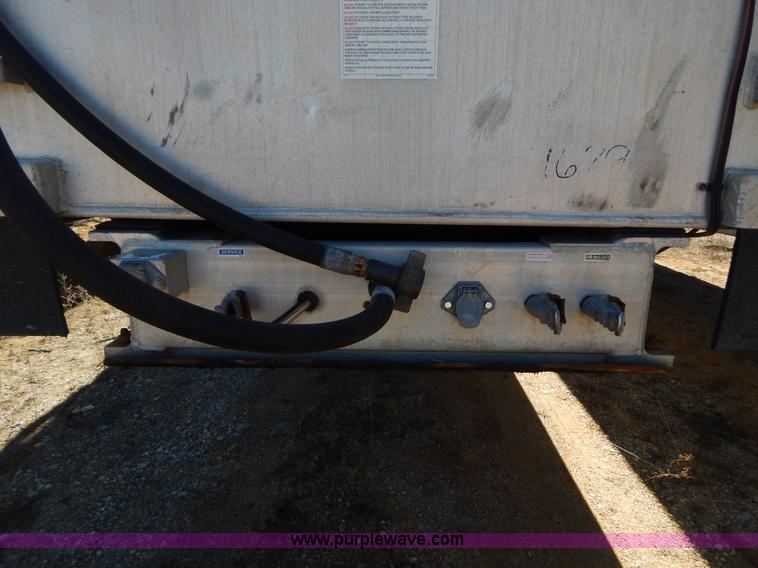 image for item I1102 2004 Benson/Mac A4090A50 aluminum dump trailer