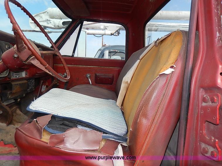 image for item I3745 1970 Chevrolet C60 core drilling rig