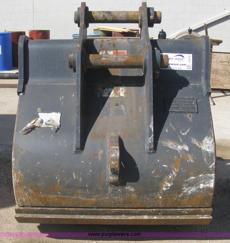 image for item I5570 Hensley excavator bucket