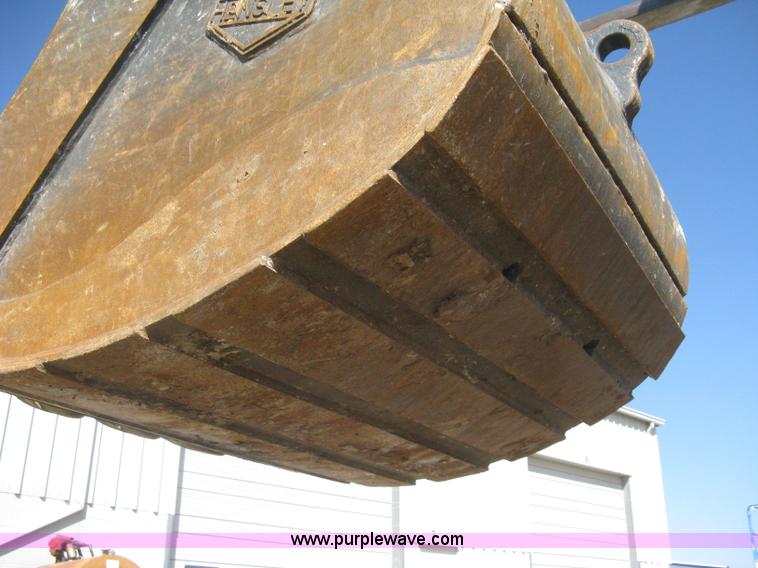 image for item I5570 Hensley excavator bucket