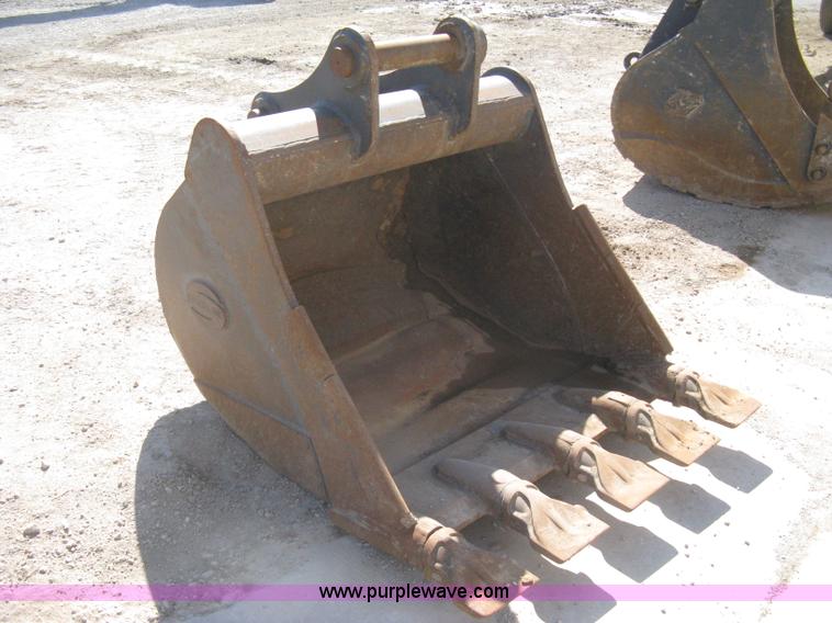 image for item I5571 Strickland excavator bucket
