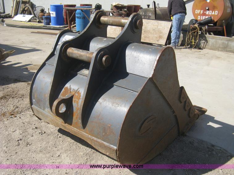 image for item I5571 Strickland excavator bucket