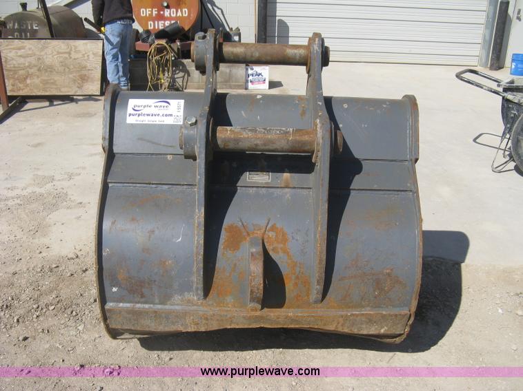 image for item I5571 Strickland excavator bucket