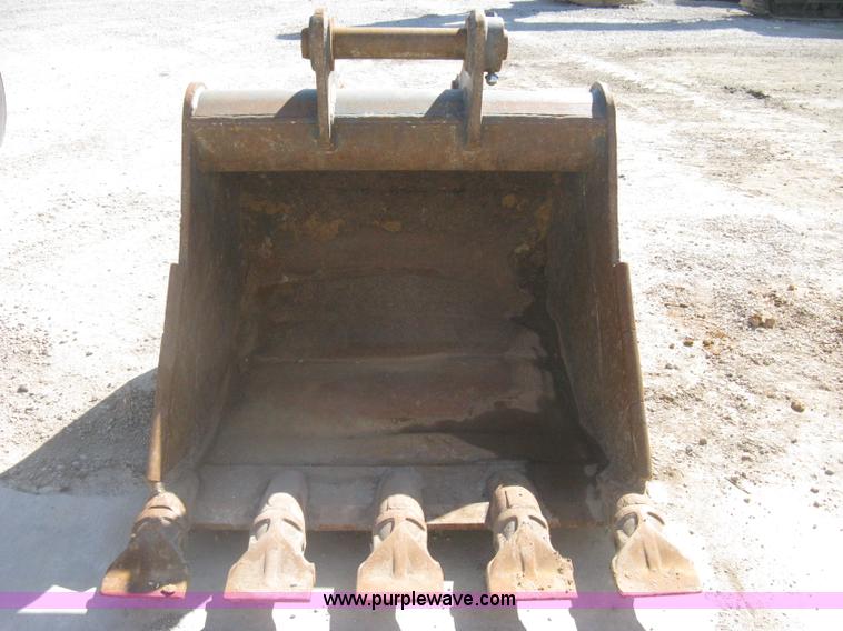 image for item I5571 Strickland excavator bucket