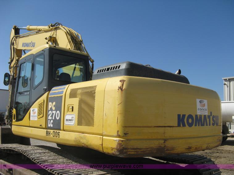 image for item I5572 2002 Komatsu PC270LC-7 excavator