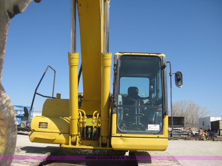 image for item I5572 2002 Komatsu PC270LC-7 excavator