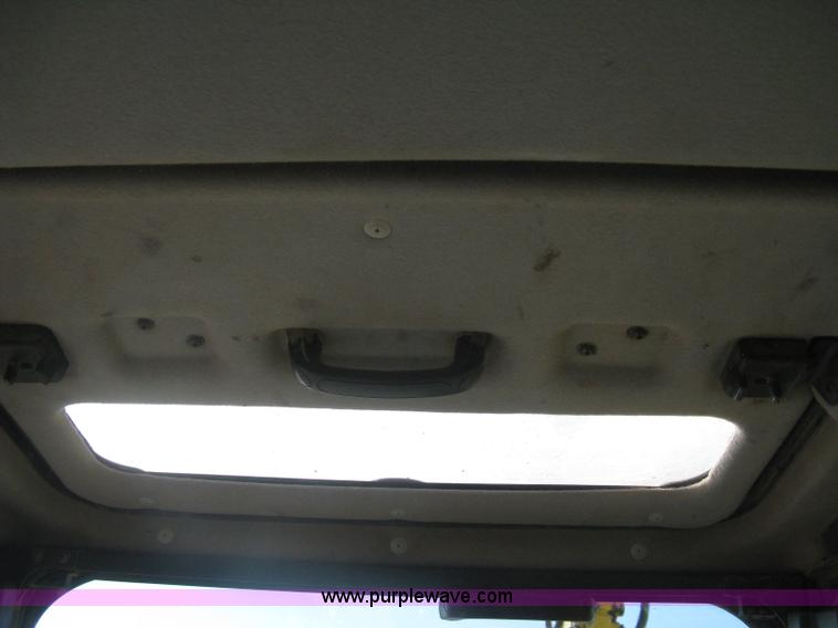 image for item I5572 2002 Komatsu PC270LC-7 excavator