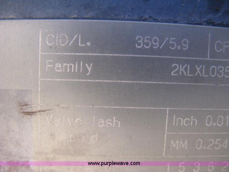 image for item I5572 2002 Komatsu PC270LC-7 excavator