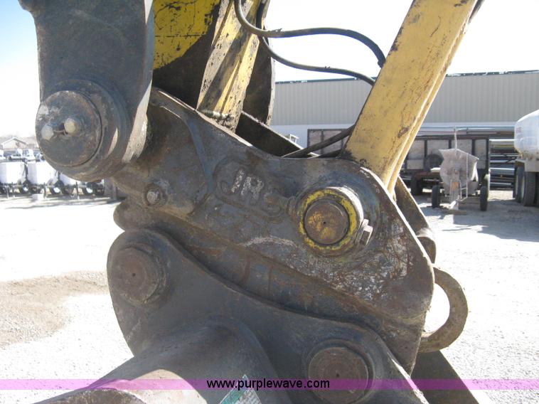 image for item I5572 2002 Komatsu PC270LC-7 excavator