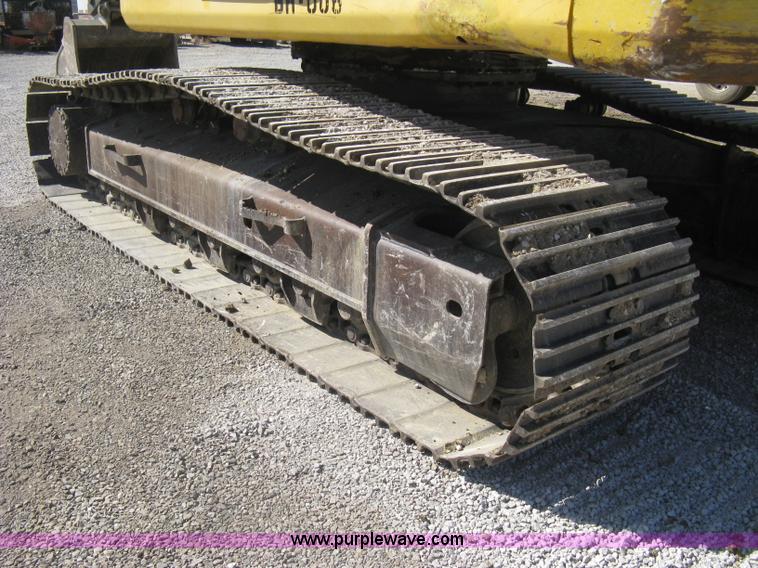 image for item I5572 2002 Komatsu PC270LC-7 excavator